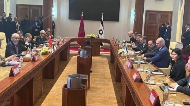 Amir Ohana a tenu une réunion de travail avec son homologue marocain au sein du parlement marocain