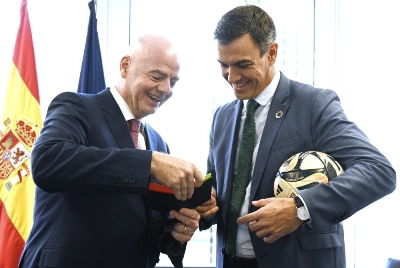 Pedro Sánchez et Gianni Infantino