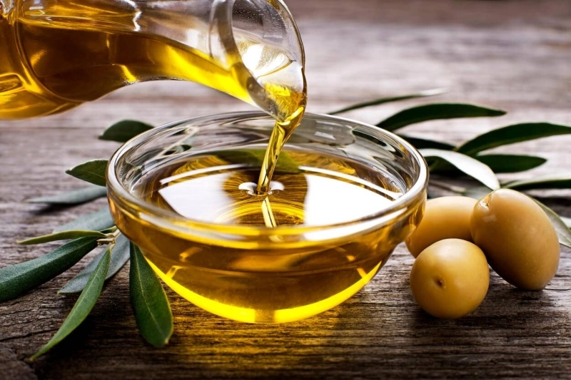 Le Maroc suspend les exportations d'huile d'olive pour contrer l'envolée des prix.