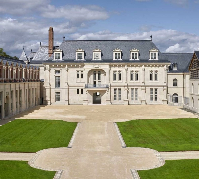 Le château de Villers-Cotterêts où François 1er a imposé le Fraçais dans les actes juridiques