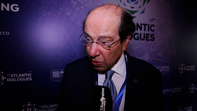 Luis Osvaldo Hurtado Larrea, ancien président de la République de l'Équateur.