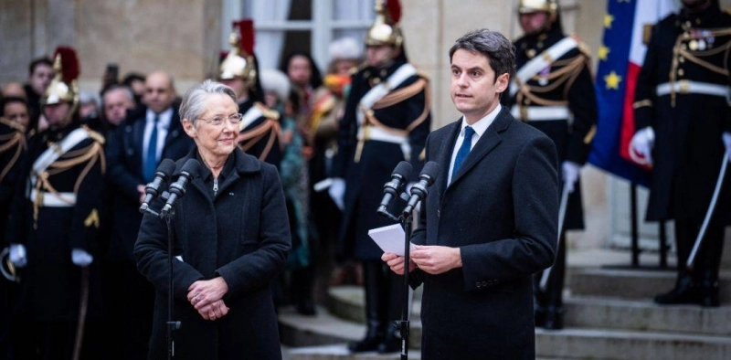 Gabriel Attal et Elisabeth Borne, passation de pouvioirs