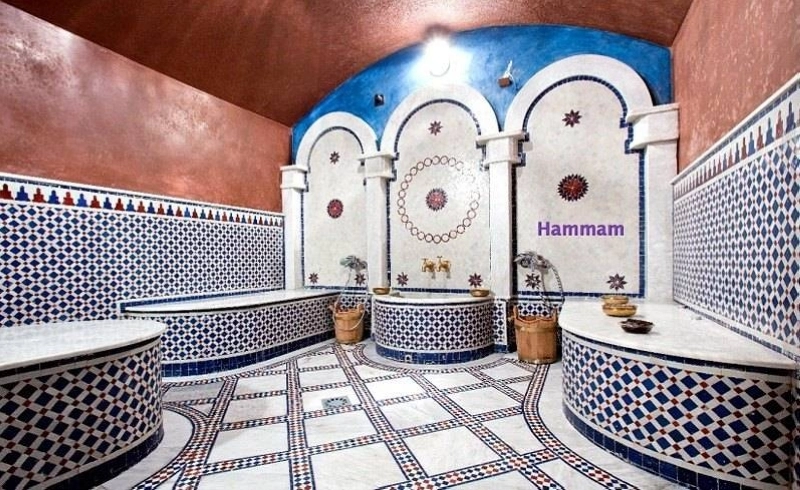 Les bains maures et lavages de voitures sont de grands hydrophages