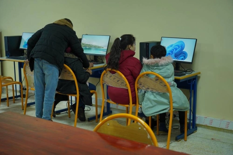 LafargeHolcim Maroc lance une initiative qui vise à offrir aux élèves un accès aux nouvelles technologies, favorisant ainsi l'éducation.