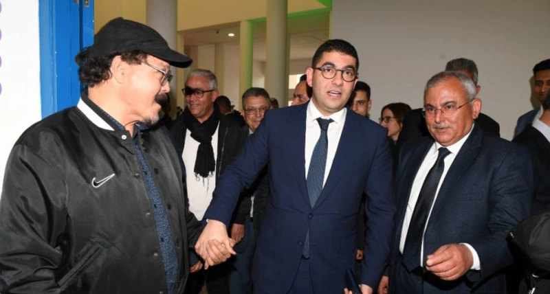 Mehdi Bensaid en compagnie de Abdellah Ferkouss lors de l'inauguration de 50 salles de cinéma à Tamesna.