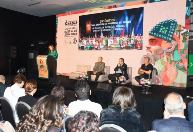 Neia Tazi lors de la conférence de presse.