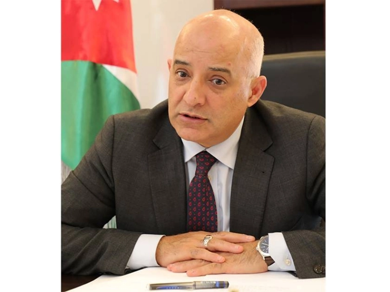 Muhannad Al Mubaidin. Pas de leçons à recevoir des adolescents politiques.