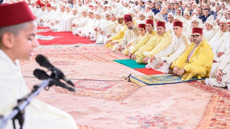 Le Roi Mohammed VI présidant la veillée religieuse en commémoration de Laylat Al-Qadr bénie