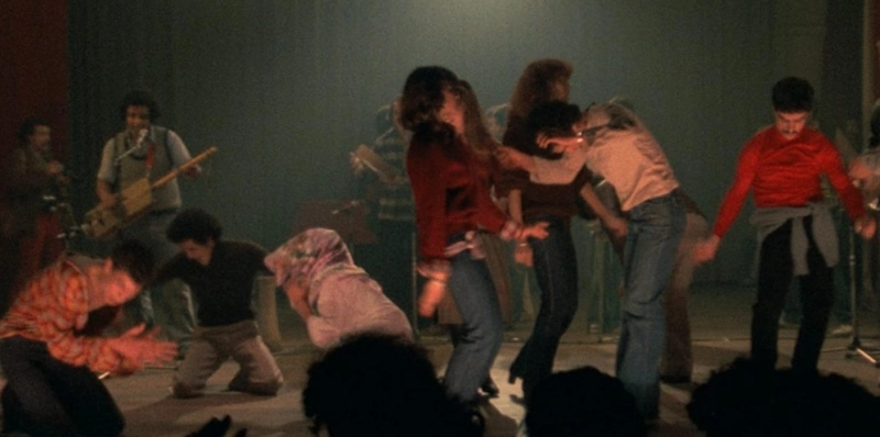 Extrait du film Transes-Al Hal de Ahmed El Maanouni.