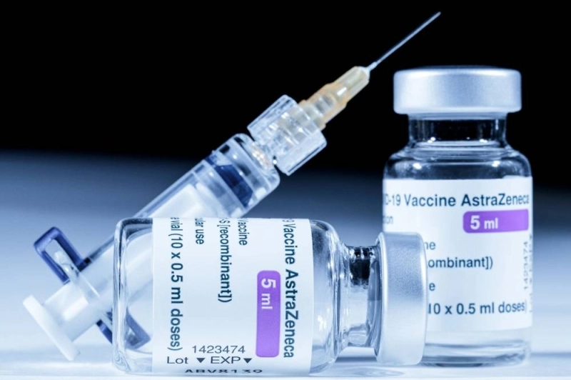 AstraZeneca. Les effets secondaires commencent à apparaître