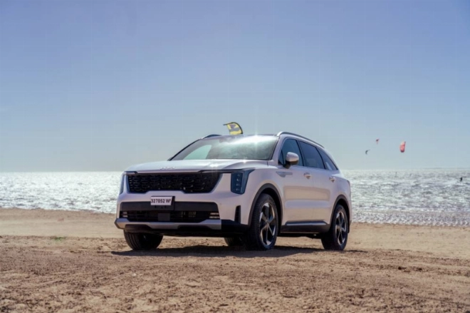 Nouveau Kia Sorento est proposé en motorisation Diesel et Hybride au Maroc.