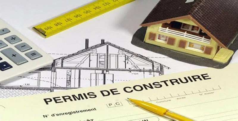 Frustration des architectes de Casablanca face aux retards et inégalités dans l'obtention des permis de construire.
