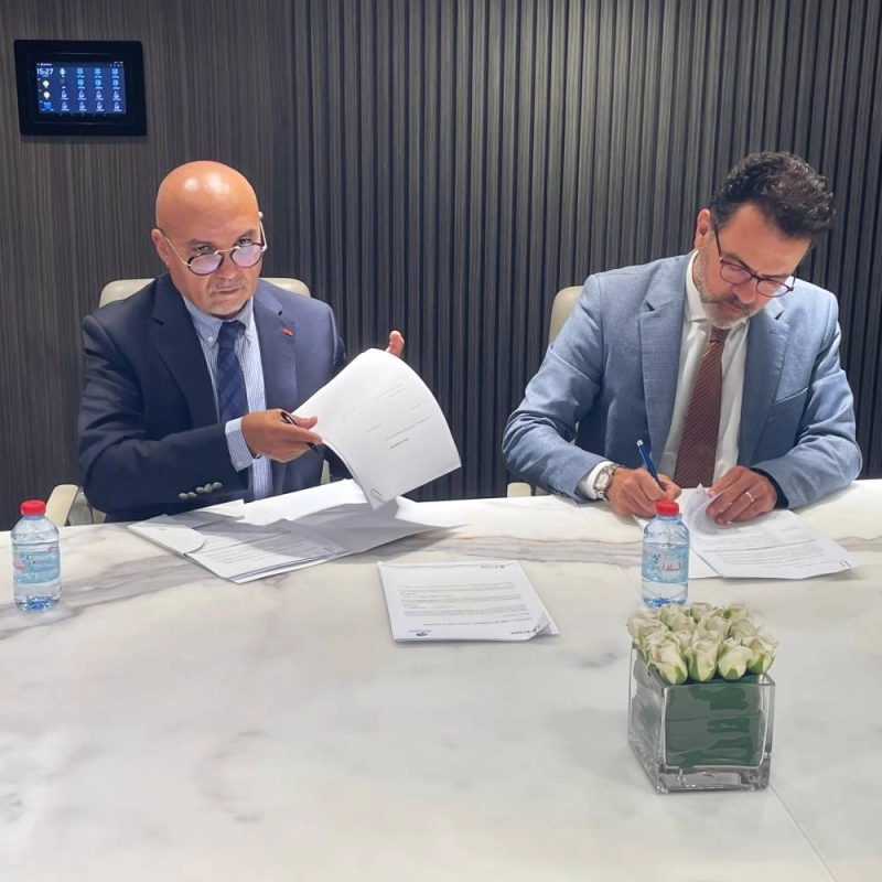 Hassan Fraine, DG de Aswak Assalam et Mokhlis Habti El Idrissi CEO Valoris Capital.
