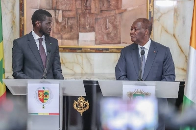 Les Présidents Alassane Ouattara, et Bassirou Diomaye Faye. Une volonté de faire plus et mieux.