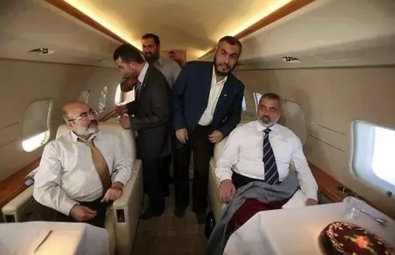 Les chefs du Hamas dans leur jet privé. Leur train de vie va peut-être changer.