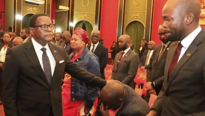 Le président Lazarus Chakwera