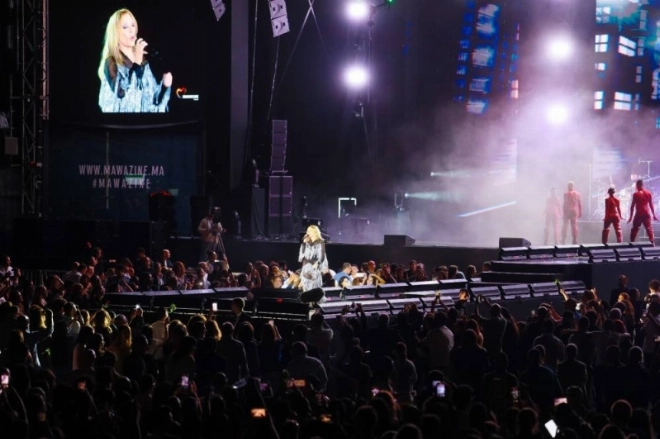 La star Kylie Minogue ouvre le bal à l'OLM Souissi-Mawazine 2024.
