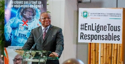 Le ministre de la Communication et de l’Economie numérique, Amadou Coulibaly, lors du lancement la campagne nationale "En Ligne Tous Responsables"