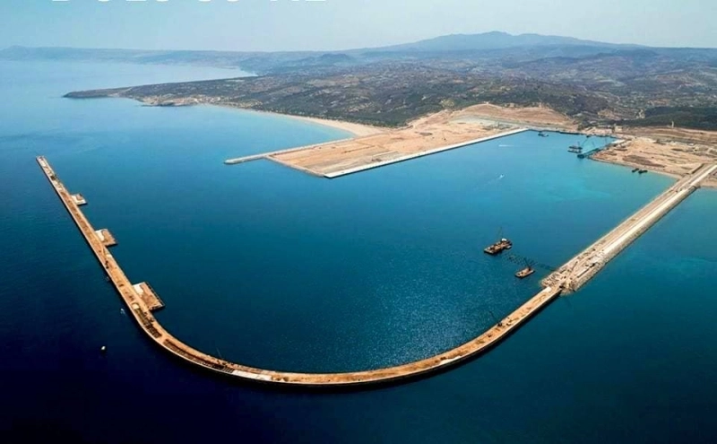 Marsa Maroc et Nador West Med signent une convention pour le terminal à conteneurs Est.
