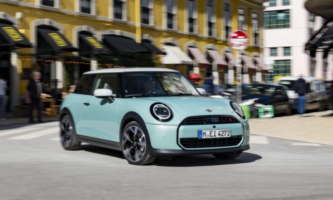 La nouvelle MINI Cooper est proposée à partir de 339.500 DH.