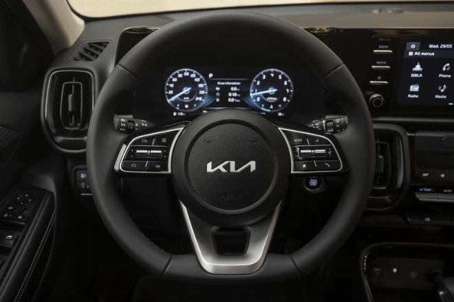 Nouveau Kia Sonet abrite une console centrale hautement technologique.