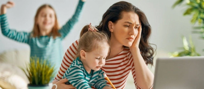 Les femmes doivent se battre sur plusieurs fronts à la fois