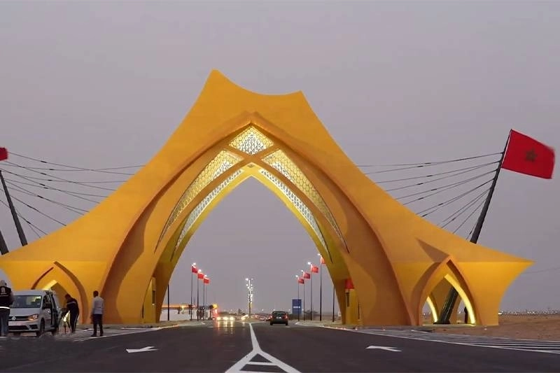 La porte de Laayoune, un monument érigé à la gloire de l'Afrique
