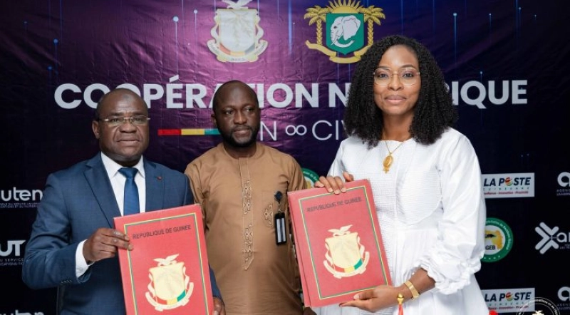 Le ministre de la Transition numérique et de la Digitalisation de Côte d’Ivoire, Kalil Konaté, et la ministre guinéenne des Postes, des Télécommunications et de l’Économie numérique, Rose Pola Pricemou