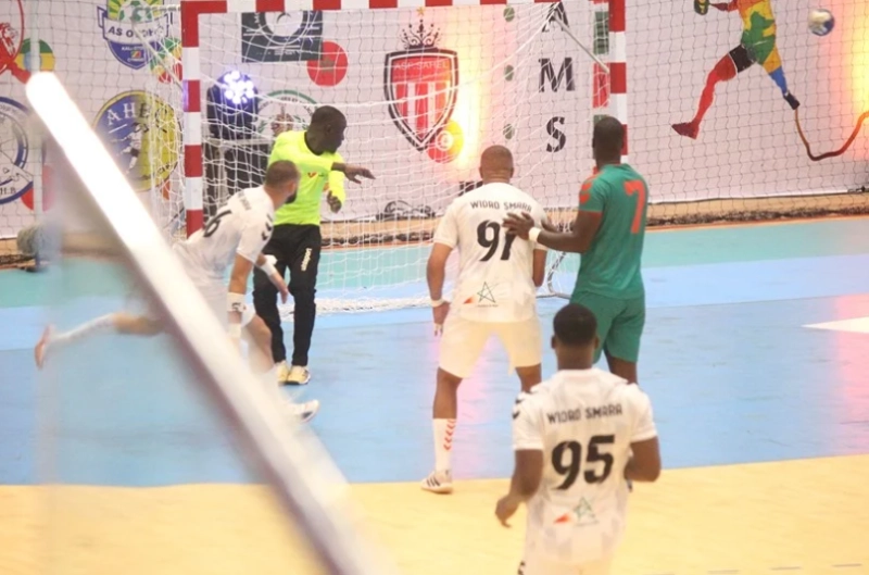 Le Widad Es-Semara bat Adjidja du Bénin et se qualifie pour les quarts de finale.