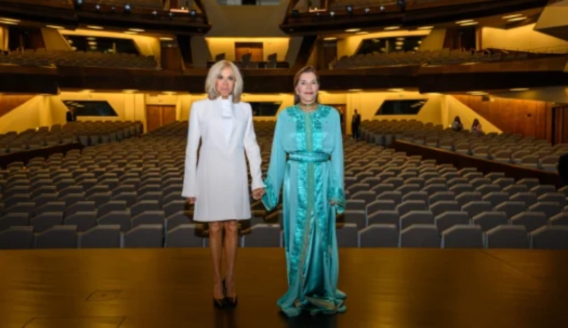 SAR la Princesse Lalla Hasna inaugure le Théatre Royal de Rabat en compagnie de Brigitte Macron.docx