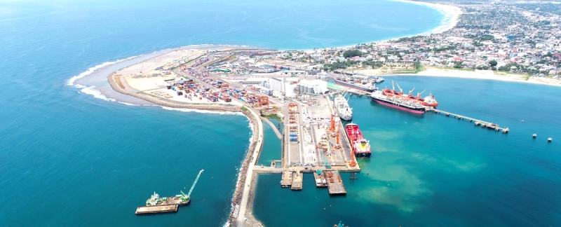 Le port autonome de Toamasina est un port de l'océan Indien dans la ville de Toamasina à Madagascar.
