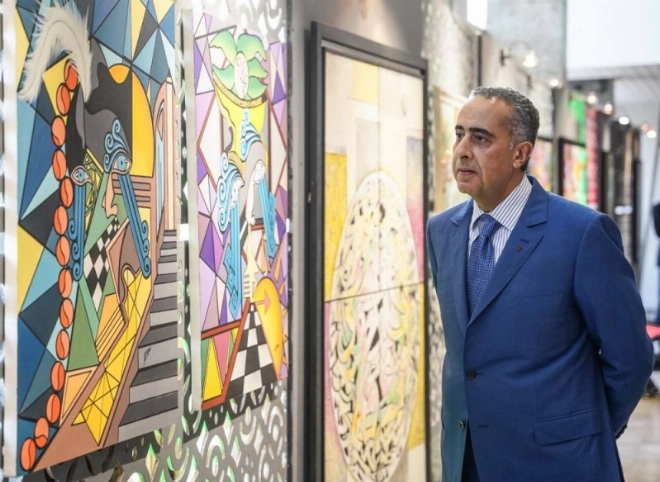 Hammouchi visitant l'exposition de la famille policière