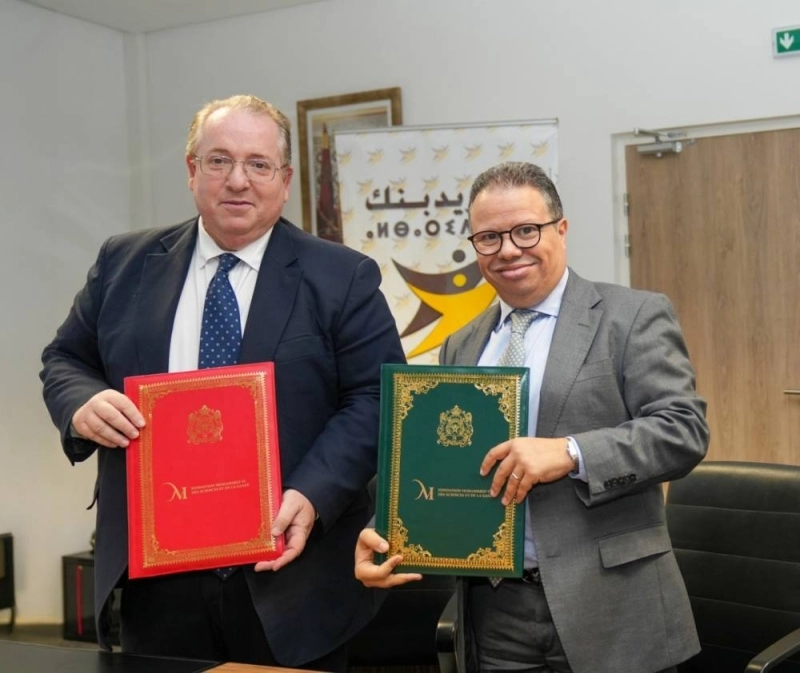 Al Barid Bank s’allie à la FM6SS.