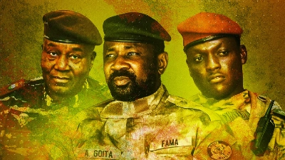 De gauche à droite : Abdourahmane Tiani (Niger) , Assimi Goïta (Mali) et Ibrahim Traoré (Burkina Faso)