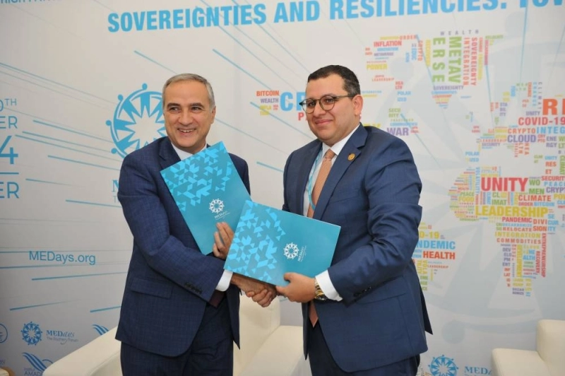 Brahim Fassi Fihri, président et fondateur de l’Institut Amadeus et Farid Shafiyev, Président du Center for Analysis of International Relations (AIR Center).