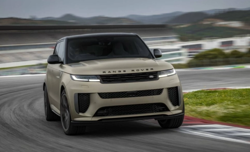 Le Range Rover Sport SV Edition est disponible au Maroc en série limitée.