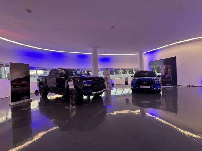 Nouveaux Ford Raptor et Kuga hybrides - Showroom d'Autohall Tanger.