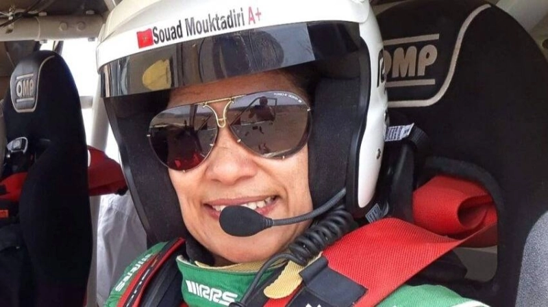 Souad Mouktadiri première pilote marocaine à participer au Rallye Dakar 2025 en Arabie Saoudite.