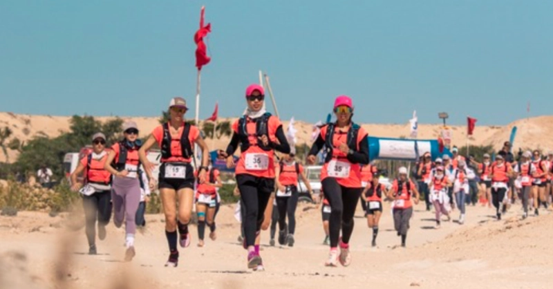 Le duo marocain Soukaina Hammame et Fatima-Zahra Erragui remportent les épreuves de la 2e journée VTT et Run & Bike- Sahraouiya 2025.