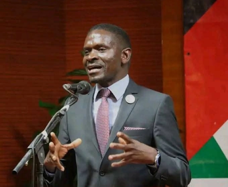 Le ministre malawite du Transport et des Travaux publics, Jacob Hara,