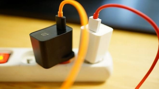 Un chargeur certifié pour une utilisation "save"