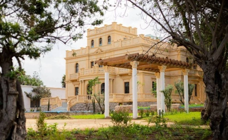Construite au début du 20e siècle, la villa Carl Ficke est située sur le Bd de la Résistance à Casablanca.