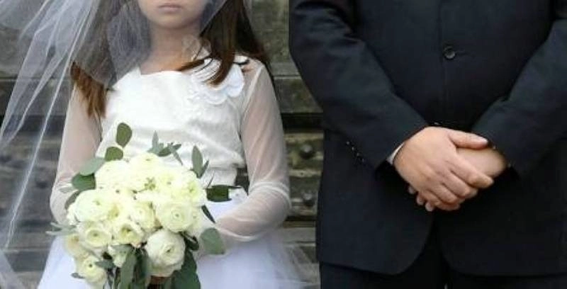 Une fillette mariée, un avenir compromis.