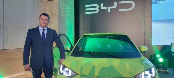 Adil Bennani DG d'Auto Nejma lors du lancement de la nouvelle BYD Seagull à Casablanca.