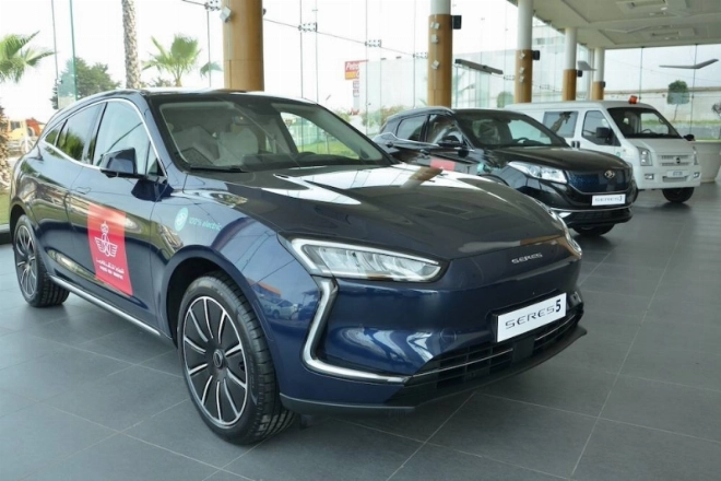 Auto Hall livre une flotte de 150 véhicules 100% électriques à la RAM.