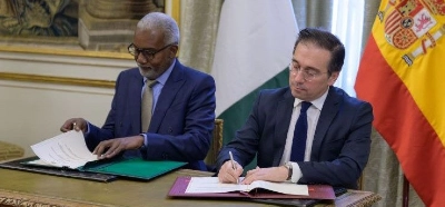 Le ministre des Affaires étrangères nigérian, Yusuf Tuggar, et son homologue espagnol, José Albares,