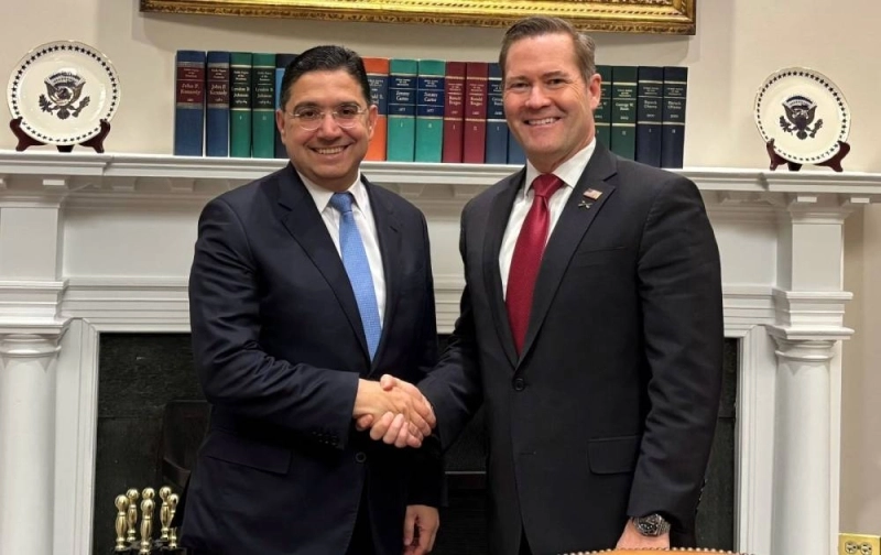 Mike Waltz recevant Nasser Bourita