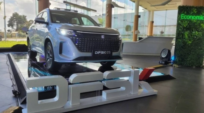 Lancement du nouveau DFSK E5 PHEV 7 places à Casablanca- Auto Hall.