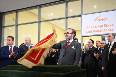 Le Roi Mohammed VI lançant les travaux de la LGV Kénitra-Marrakech