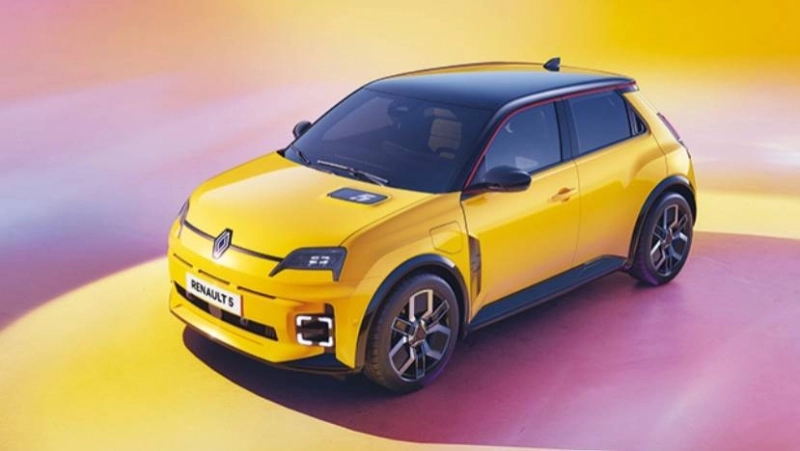 Renault 5 E-Tech 100% électrique.